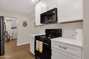 3314 E Holly St, Phoenix, AZ 85008 - Photo 6
