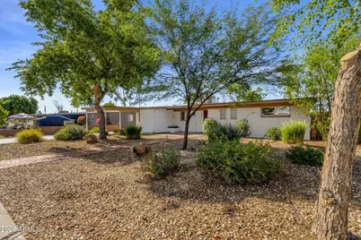 3314 E Holly Street, Phoenix, AZ 85008 - Photo 2