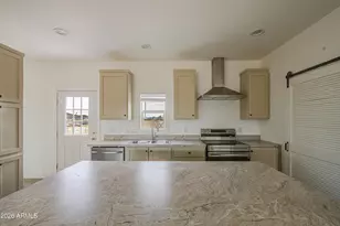 39105 W Maldonado Rd, Tonopah, AZ 85354 - Photo 12
