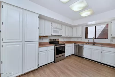 26445 S Boxwood Drive, Sun Lakes, AZ 85248 - Photo 18