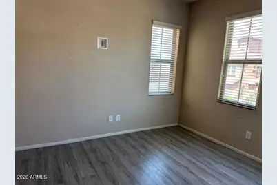 2114 N 77th Lane, Phoenix, AZ 85035 - Photo 4