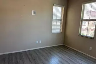 2114 N 77th Ln, Phoenix, AZ 85035 - Photo 4