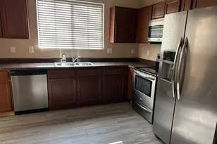 2114 N 77th Ln, Phoenix, AZ 85035 - Photo 6