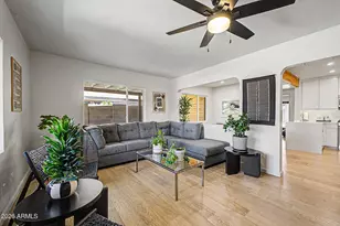 321 E Whitton Ave, Phoenix, AZ 85012 - Photo 6