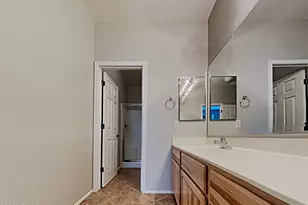 17734 W Langer Ln, Surprise, AZ 85388 - Photo 16