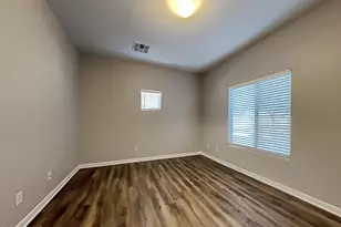 17734 W Langer Ln, Surprise, AZ 85388 - Photo 12