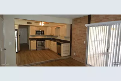 2301 W Waltann Lane, Phoenix, AZ 85023 - Photo 6