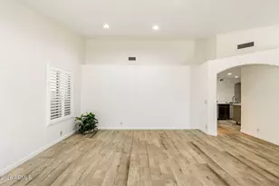 24821 N 41st Ave, Glendale, AZ 85310 - Photo 6