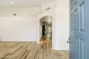 24821 N 41st Ave, Glendale, AZ 85310 - Photo 4