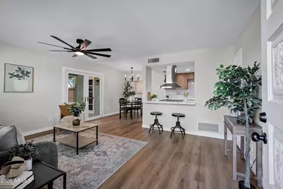 10208 N 8th Place #B, Phoenix, AZ 85020 - Photo 2