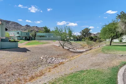 10208 N 8th Place #B, Phoenix, AZ 85020 - Photo 24