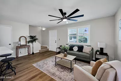 10208 N 8th Place #B, Phoenix, AZ 85020 - Photo 4