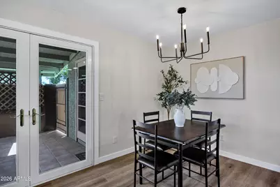 10208 N 8th Place #B, Phoenix, AZ 85020 - Photo 6