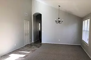 150 S Cobblestone Dr, Gilbert, AZ 85296 - Photo 2