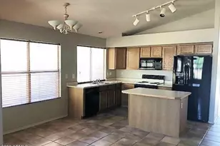 150 S Cobblestone Dr, Gilbert, AZ 85296 - Photo 4
