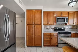 2908 E Cactus Rd, Phoenix, AZ 85032 - Photo 10