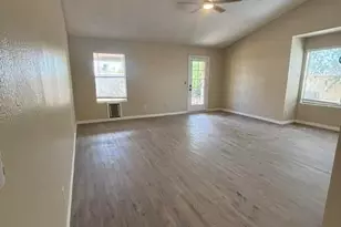 4455 W Yorkshire Dr, Glendale, AZ 85308 - Photo 2
