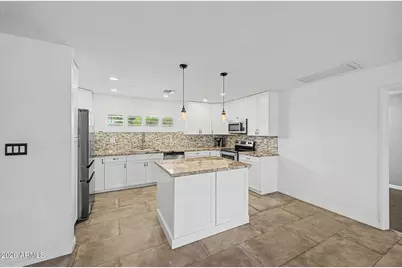 5835 N 16th Place, Phoenix, AZ 85016 - Photo 14