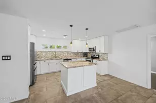 5835 N 16th Pl, Phoenix, AZ 85016 - Photo 14