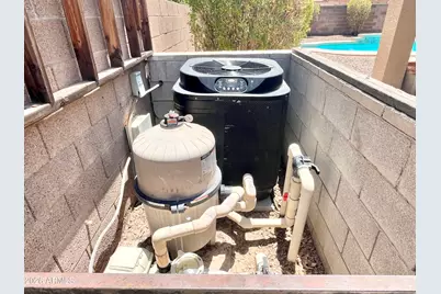 8565 W Denton Lane, Glendale, AZ 85305 - Photo 32
