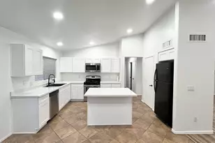 8565 W Denton Ln, Glendale, AZ 85305 - Photo 12