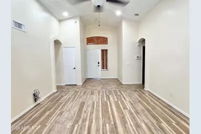8565 W Denton Lane, Glendale, AZ 85305 - Photo 14