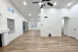 8565 W Denton Ln, Glendale, AZ 85305 - Photo 10