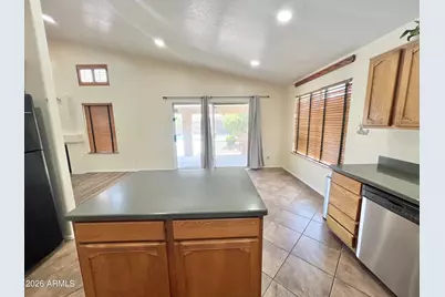 8565 W Denton Lane, Glendale, AZ 85305 - Photo 12