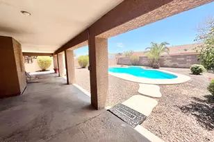 8565 W Denton Ln, Glendale, AZ 85305 - Photo 32