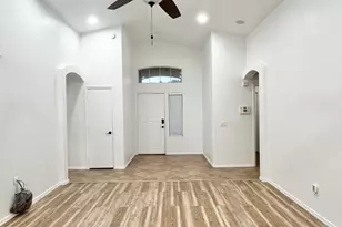 8565 W Denton Ln, Glendale, AZ 85305 - Photo 34