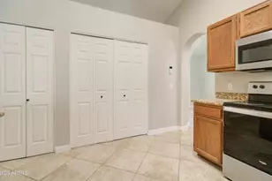 4509 E Pearce Rd, Phoenix, AZ 85044 - Photo 14