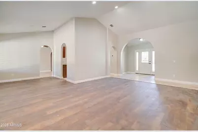 4509 E Pearce Road, Phoenix, AZ 85044 - Photo 10