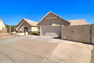 4509 E Pearce Rd, Phoenix, AZ 85044 - Photo 2
