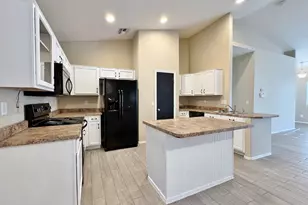 1745 E Desert Breeze Pl, Casa Grande, AZ 85122 - Photo 12
