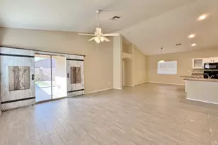 1745 E Desert Breeze Pl, Casa Grande, AZ 85122 - Photo 4
