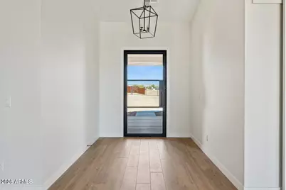 654 E Paint Your Wagon Trail, Phoenix, AZ 85085 - Photo 2