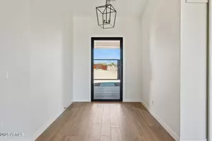 654 E Paint Your Wagon Trail, Phoenix, AZ 85085 - Photo 2