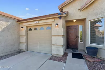 2220 E Clubhouse Drive, Phoenix, AZ 85048 - Photo 1