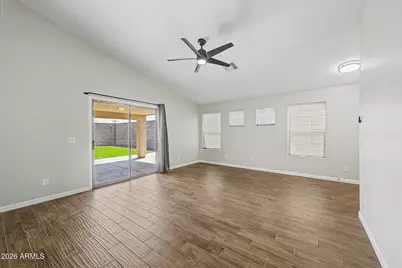 10993 W Loma Lane, Peoria, AZ 85345 - Photo 4