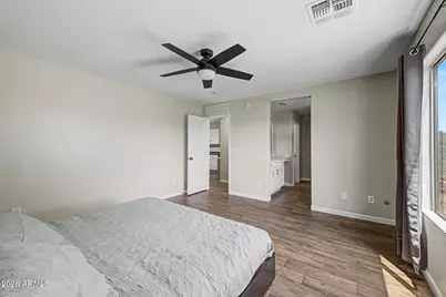 10993 W Loma Lane, Peoria, AZ 85345 - Photo 12