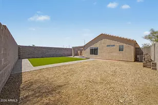 10993 W Loma Ln, Peoria, AZ 85345 - Photo 24
