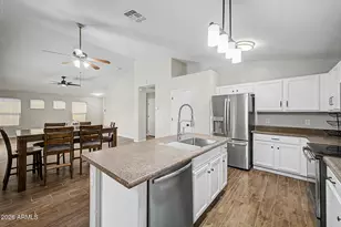 10993 W Loma Ln, Peoria, AZ 85345 - Photo 10