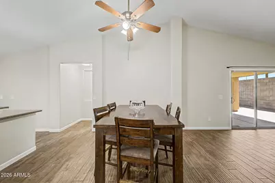 10993 W Loma Lane, Peoria, AZ 85345 - Photo 6