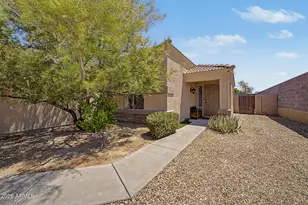 10993 W Loma Ln, Peoria, AZ 85345 - Photo 2