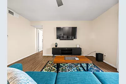 4608 W Maryland Avenue #202, Glendale, AZ 85301 - Photo 12