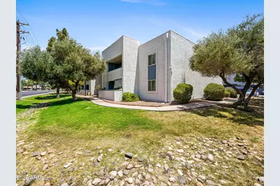 4608 W Maryland Avenue #202, Glendale, AZ 85301 - Photo 2