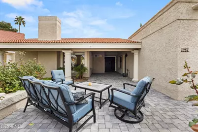 8649 N Willowrain Court, Scottsdale, AZ 85258 - Photo 2