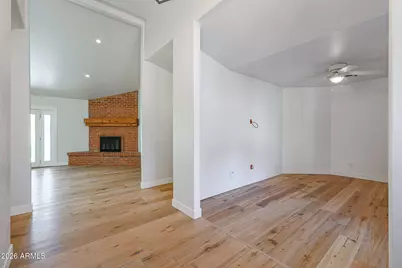 5542 W Northwood Drive, Glendale, AZ 85310 - Photo 12