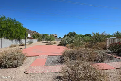 5542 W Northwood Drive, Glendale, AZ 85310 - Photo 38