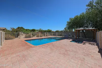 5542 W Northwood Drive, Glendale, AZ 85310 - Photo 36
